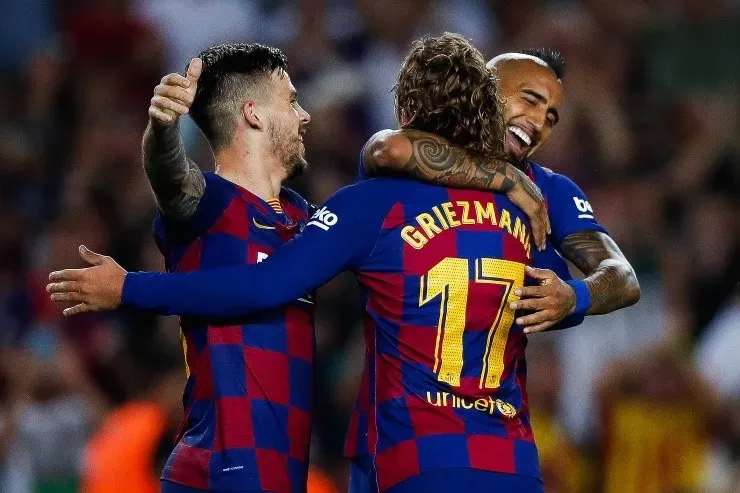Arturo Vidal destaca por su energía en el Barcelona