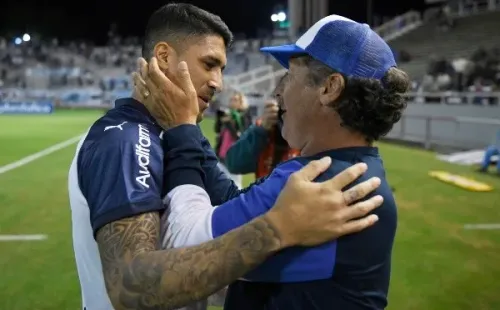 Tucu Hernández junto a Troglio