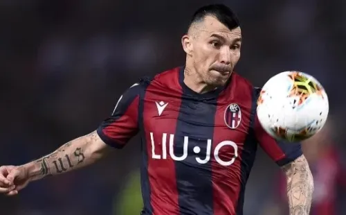 STADIO RENATO DALL'ARA, BOLOGNA, ITALY - 2019/08/30: Gary Medel of Bologna FC in action during the Serie A football match between Bologna FC and SPAL. Bologna FC won 1-0 over SPAL. (Photo by Nicolò Campo/LightRocket via Getty Images)-Not Released (NR)