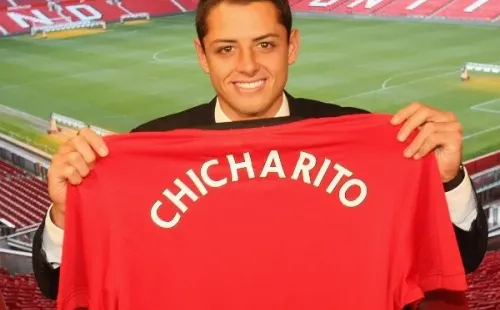 Chicharito Hernández es presentado en 2010 (Getty Images)