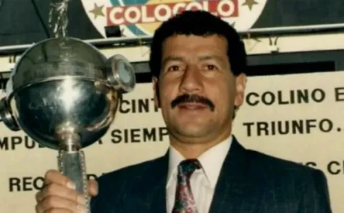 Eddio Yeyo Inostroza con la Copa Libertadores (Archivo)