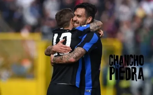 Pinilla y el Papu Gómez en el Atalanta de Bérgamo (Getty Images)