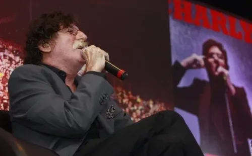 Charly García, de 68 años, había sido internado hace 4 meses por un traumatismo en la cadera. Por ahora se descarta que esté infectado de coronavirus. (Foto: Getty)