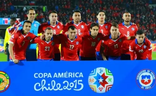 Este fue el XI que paró Jorge Sampali en su segundo partido de Copa América, con la novedad de Miiko Albornoz en defensa y el regreso de Eduardo Vargas al equipo titular. (Foto: Getty)