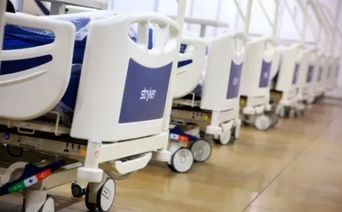 Habría información poco clara de algunas clínicas respecto a las camas disponibles.