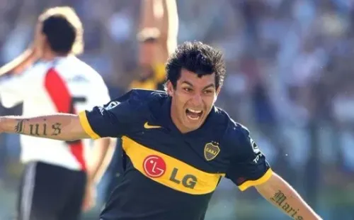Gary Medel se metió en el corazón de los hinchas de Boca con grandes actuaciones, sobre todo ante River Plate en el Superclásico, goles incluidos.