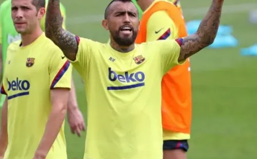 Arturo Vidal y su nuevo look de Celia Punk