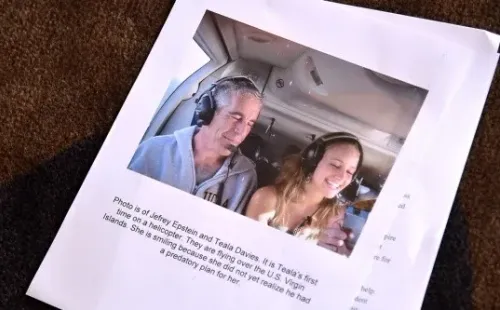 Jeffrey Epstein tenía una lista de famosos abusadores de menores.