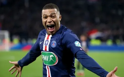 Mbappé festejando a todo pulmón un gol en el PSG (Getty Images)