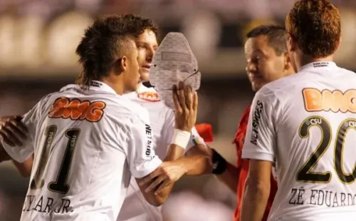 Neymar frente a Colo Colo en Copa Libertadores.