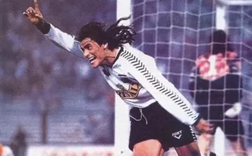 Coca Mendoza llegó a Colo Colo en 1991 y se afianzó rápidamente como titular. Foto: Archivo