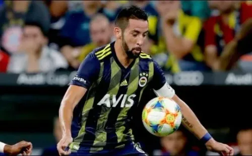 El futuro de Isla es incierto: su futuro está entre Boca y la U. (FOTO: Getty Images)