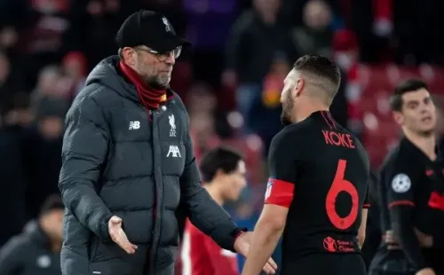 Klopp felicita a Koke luego de la eliminación del Liverpool a manos del Atlético Madrid de la Champions League (Getty Images)