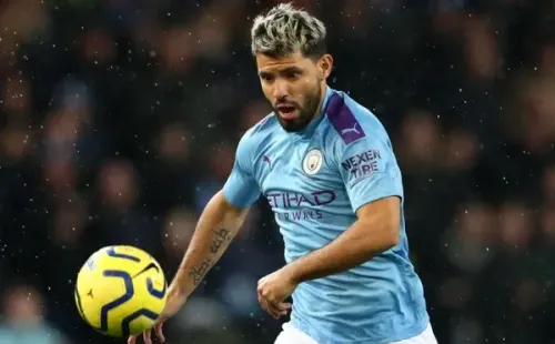 El delantero del Manchester City dejará de lado por un momento su facetastreamer para asumir las aulas virtuales y dar clases de español a niños en cuarentena