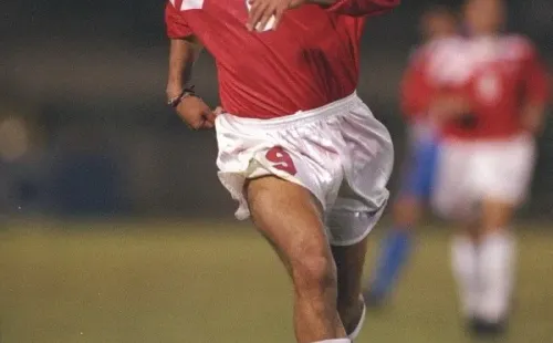 Fernando Vergara con la 9 de Zamorano en la Copa América Bolivia 1997 (Getty Images)