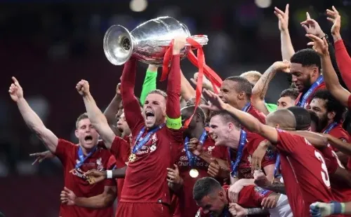Jordan Henderson levanta la Champions 2018-2019 (Getty Images)