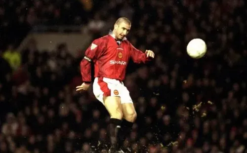 Gary Neville piensa que Eric Cantona no soportaría todas las reglas y expectativas que hay para los futbolistas en la actualidad