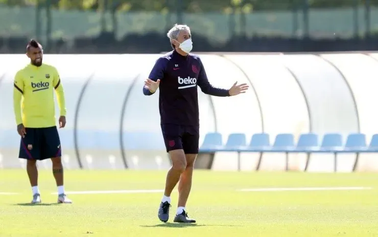 Arturo Vidal no tiene confirmada su presencia en la formación probable de Barcelona para volver a La Liga ante Mallorca (FC Barcelona)