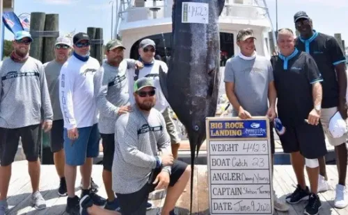 Michael Jordan participó del Big Rock Blue Marlin Tournament, donde aseguró que espera volver para atrapar un pez aún más gigante