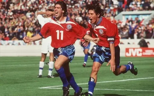 Dos genialidades de Marcelo Salas le daban la victoria a Chile ante Italia hasta el minuto 85′, cuandoBouchardeau sancionó el polémico penal. Foto: Getty Images