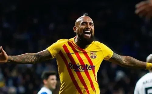 Arturo Vidal ya superó los números de la primera temporada con Barcelona (2018-2019), pues en ese periodo solo marcó en tres oportunidades y registró siete asistencias. (FOTO: Getty Images)