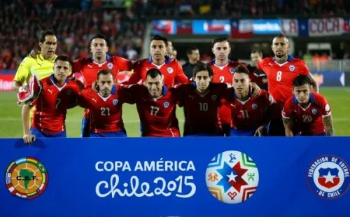 Los XI elegidos por Jorge Sampaoli esa noche en Santiago para enfrentar a la selección uruguaya, en un duelo que es recordado hasta el día de hoy. (Foto: Getty)