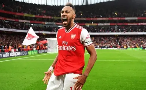 Aumabeyang y el Arsenal estarían con trabas en la negociación para extender el contrato del jugador debido a las exigencias económicas del extremo de 30 años