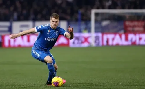 Los 24 millones de euros que Aaron Ramsey cobra al mes serían el principal impedimento para que continúe en la Juventus