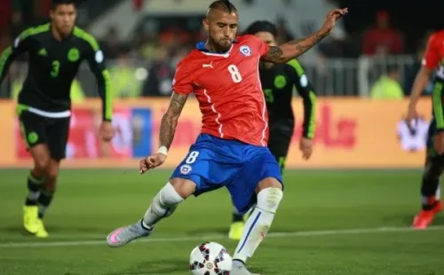 Arturo Vidal marcó el gol 1000 en la historia de la selección chilena