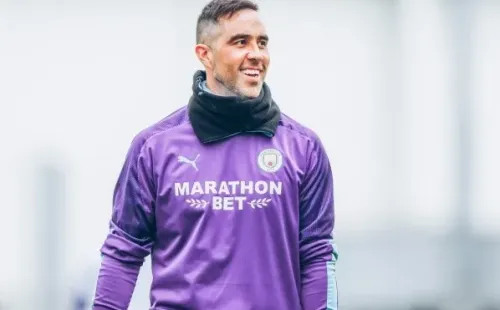 Claudio Bravo se posiciona entre los mejores arqueros del mundo gracias a su brillante juego de pies (Man City)