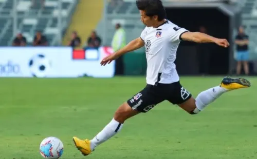 Matías Fernández en su vuelta al Estadio Monumental (Agencia Uno)