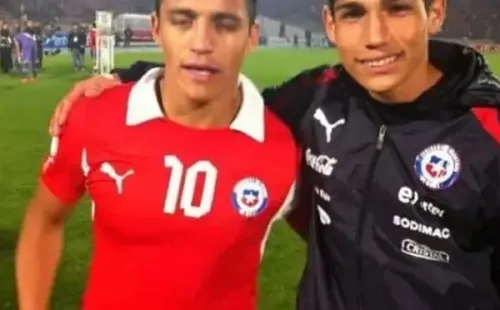 Alexis Sánchez y Gonzalo Reyes en las eliminatorias