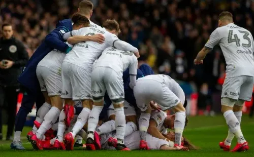 Leeds United festeja en una temporada que lo tiene como candidato para ascender a la Premier League (Getty Images)