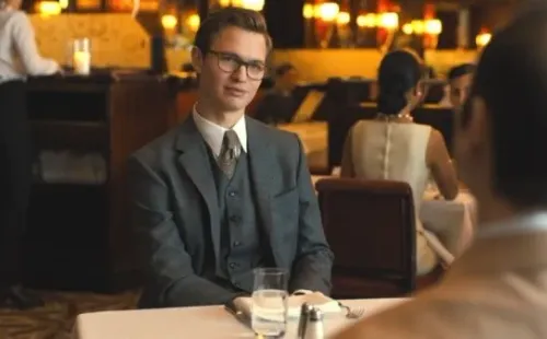 “The Goldfinch” es la película más reciente de Ansel Elgort.
