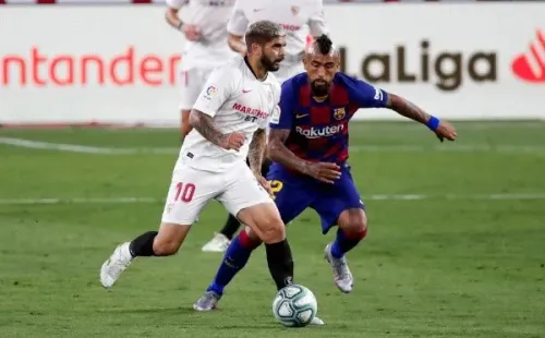 Arturo Vidal ante Sevilla.