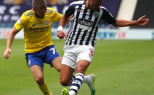 West Bromwich intentó por todos lados, pero no pudo anotar ante el Birmingham City. Foto: Twitter