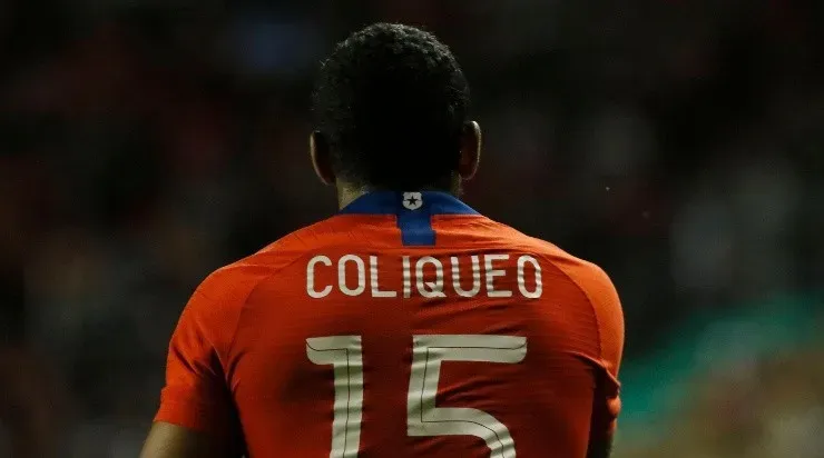 El imborrable homenaje de Jean Beausejour a la causa mapuche, con la selección chilena (Agencia Uno)