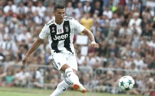 La Juventus perdió la final de la Copa Italia en la primera definición de un campeonato tras el retorno del fútbol al país, teniendo a Cristiano Ronaldo como blanco de las criticas del periodismo y la afición.