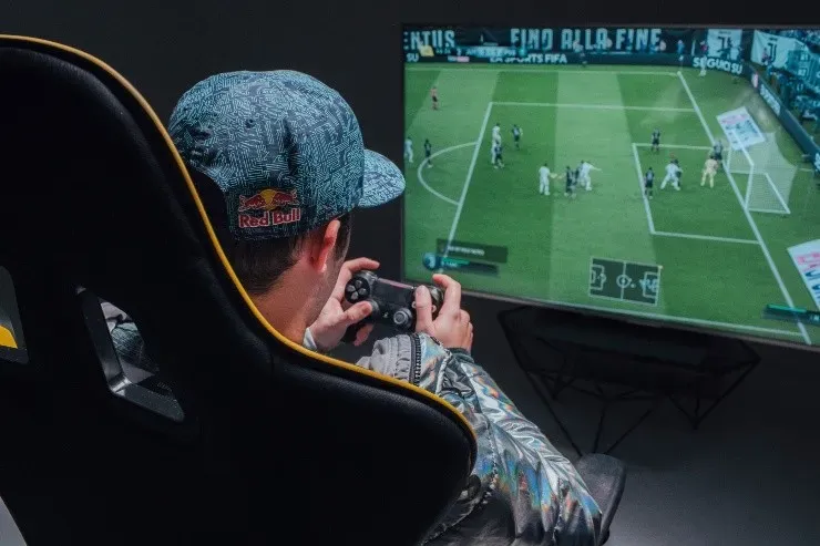 Tú también puedes participar en este torneo 100% digital con grandes premios de la mano de Red Bull.