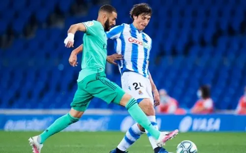 El partido entre Real Madrid y Real Sociedad es cuestionado, porque los medios catalanes han expresado que el VAR favoreció al cuadro Merengue al dar un penal que no corresponde. (FOTO: Getty Images)