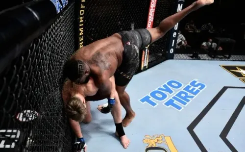 Curtis Blaydes controló todo el combate y se llevó una categórica victoria ante Alexander Volkov en el UFC Vegas 3. Foto: Getty Images.