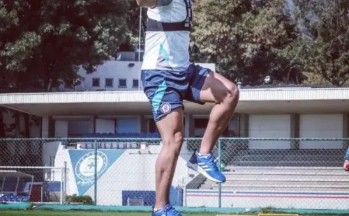 Lucas Passerini en los entrenamientos de Cruz Azul