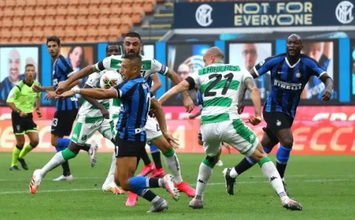 Alexis Sánchez e Inter contra Sassuolo.