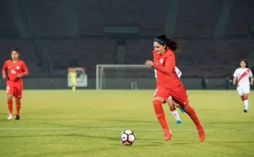 Santibáñez, de 26 años, llega al elenco extremeño tras haber defendido la camiseta delSporting de Huelva, elZaragoza y un breve paso por el Granada.