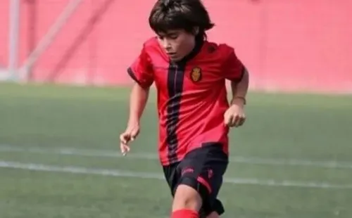 Luka Romero comenzó su carrera en el Mallorca tras haberse probado con éxito en Barcelona, donde no pudo permanecer debido a su corta edad y las normas FIFA.
