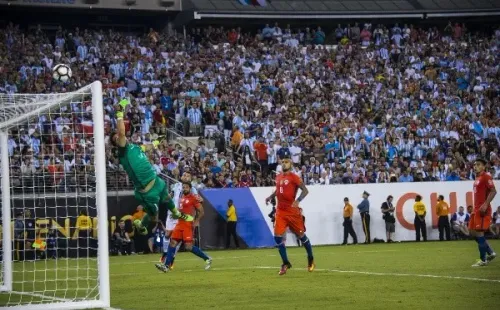 La gran tapada de Claudio Bravo