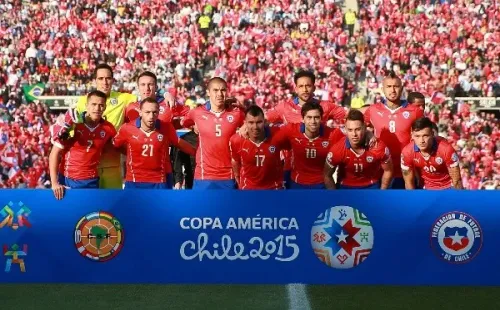 El equipo titular que paró Jorge Sampaoli para desafiar a Argentina, en lo que sería una final histórica. (Foto: Agencia Uno)