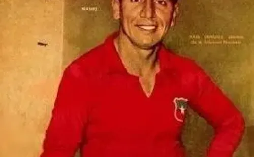 Pedro Raúl Sánchez lleva la jineta en el conjunto de piedra (Revista Estadio)
