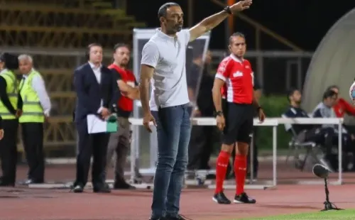 El estratega trasandino hizo uso de su cláusula de salida para poder volver a su país a dirigir a Unión de Santa Fe.