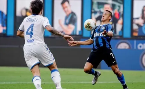 Alexis Sánchez fue la gran figura del Inter de Milán ante el Brescia. El tocopillano brilló derrochando talento y aportando con dos asistencia y un gol. Foto: Getty Images